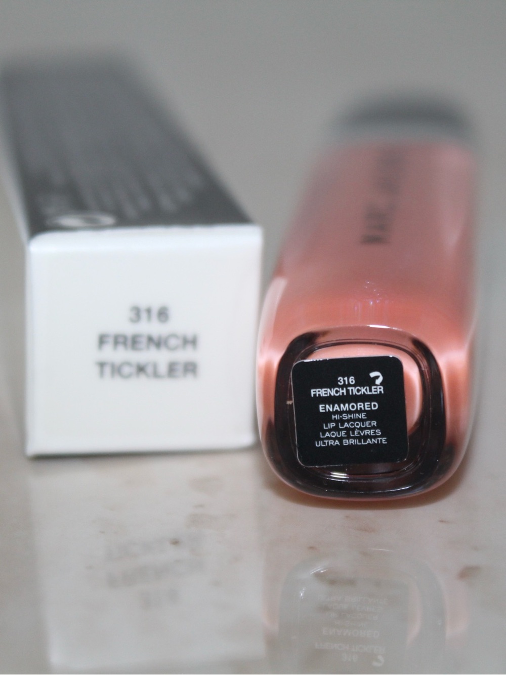 Marc Jacobs Beauty 'French Tickler' Enamored Hi-Shine Gloss Lip Lacquer - Picture 16 of 16